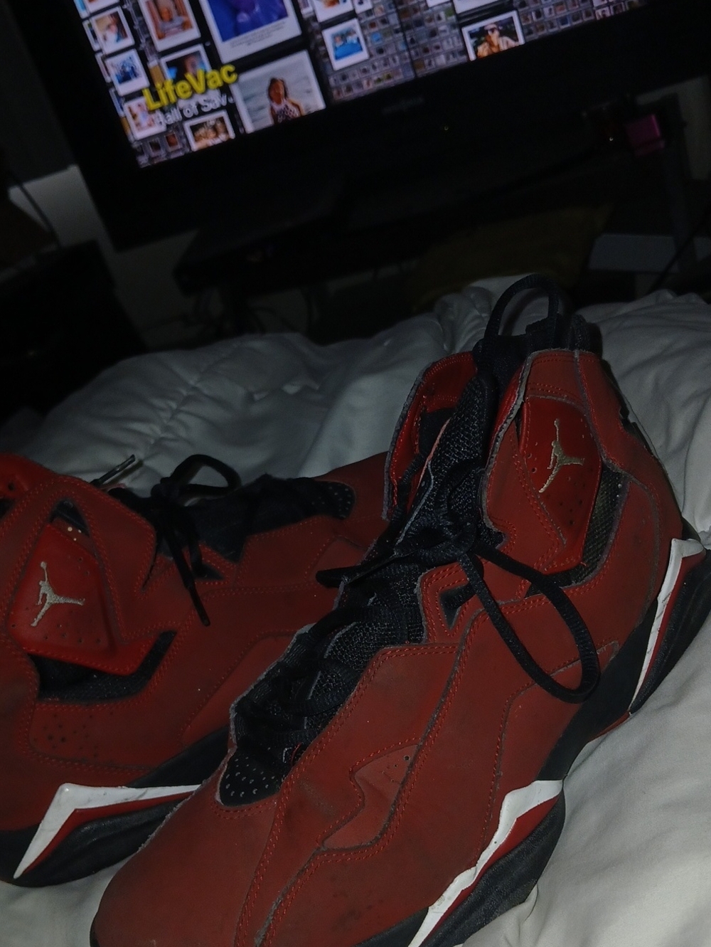 Jordan Men's Basketball Sneakers - Red/Black with Gold Jumpman
